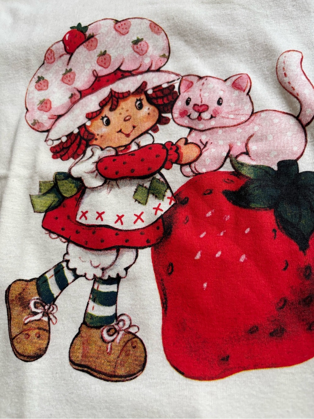 Strawberry Shortcake Cream Graphic Women’s Tops - Picture 6 of 9